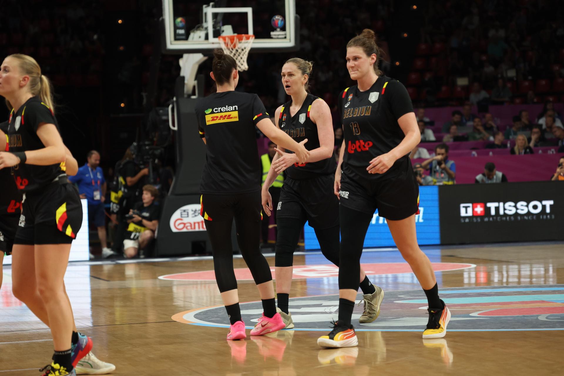 Belgian cats react after the 65-66 shoot for Belgian at a basketball match between Spain and Belgian national team 'the Belgian Cats' on Sunday 29 June 2025 in Piraeus, Greece, the final of the FIBA Women's EuroBasket 2025.  BELGA PHOTO VIRGINIE LEFOUR
