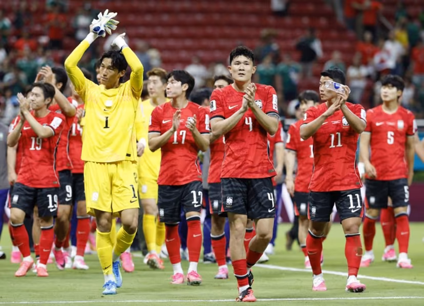 South Korea's players celebrate after winning the 2026 World Cup Group A football match between South Korea and the Czech Republic at the Guadalajara Stadium in Zapopan on June 11, 2026. Ulises RUIZ / AFP