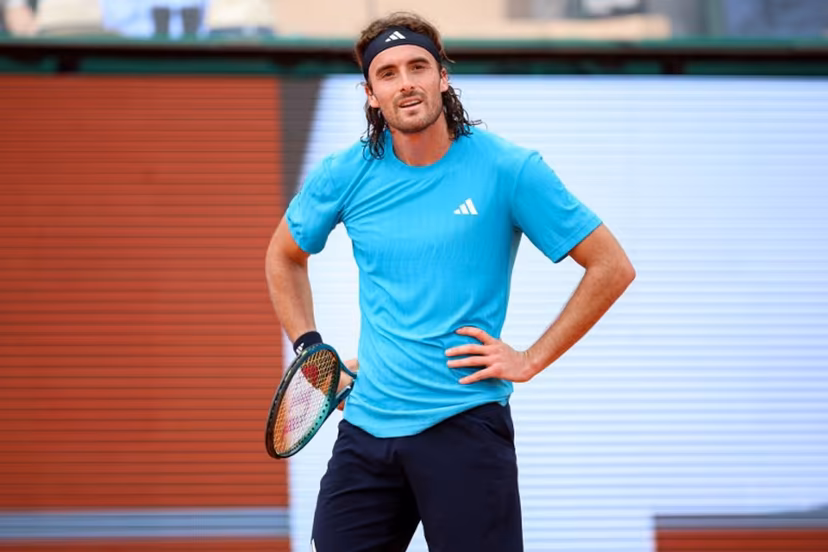 Greece's Stefanos Tsitsipas reacts as he plays against Argentinia's Francisco Cerundolo during the Monte Carlo ATP Masters Series Tournament round of 64 tennis match on Court Rainier III at the Monte-Carlo Country Club in Roquebrune-Cap-Martin, south-eastern France on April 6, 2026. Valery HACHE / AFP