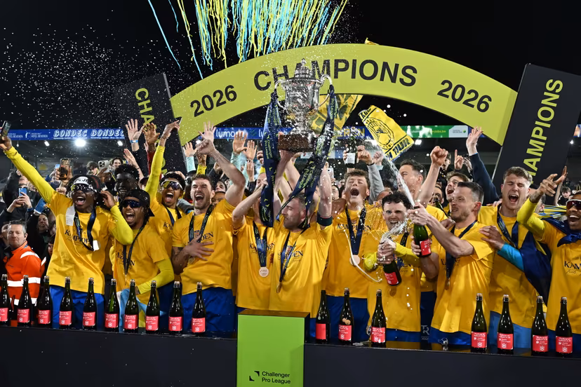 Beveren's players celebrate as Beveren is this season champion with a victory in the 29th day (out of 34) in a soccer game against RWDM Brussels, Wednesday 11 March 2026 in Beveren, on day 29 of the 2025-2026 'Challenger Pro League' 1B second division of the Belgian championship. BELGA PHOTO MAARTEN STRAETEMANS