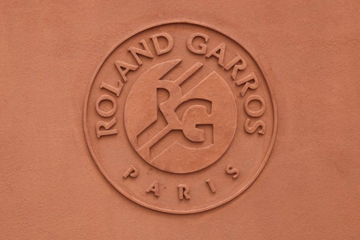 This photograph shows the Roland Garros Paris logo during the French Open tennis tournament at the Roland Garros Complex in Paris on May 25, 2024. ALAIN JOCARD / AFP