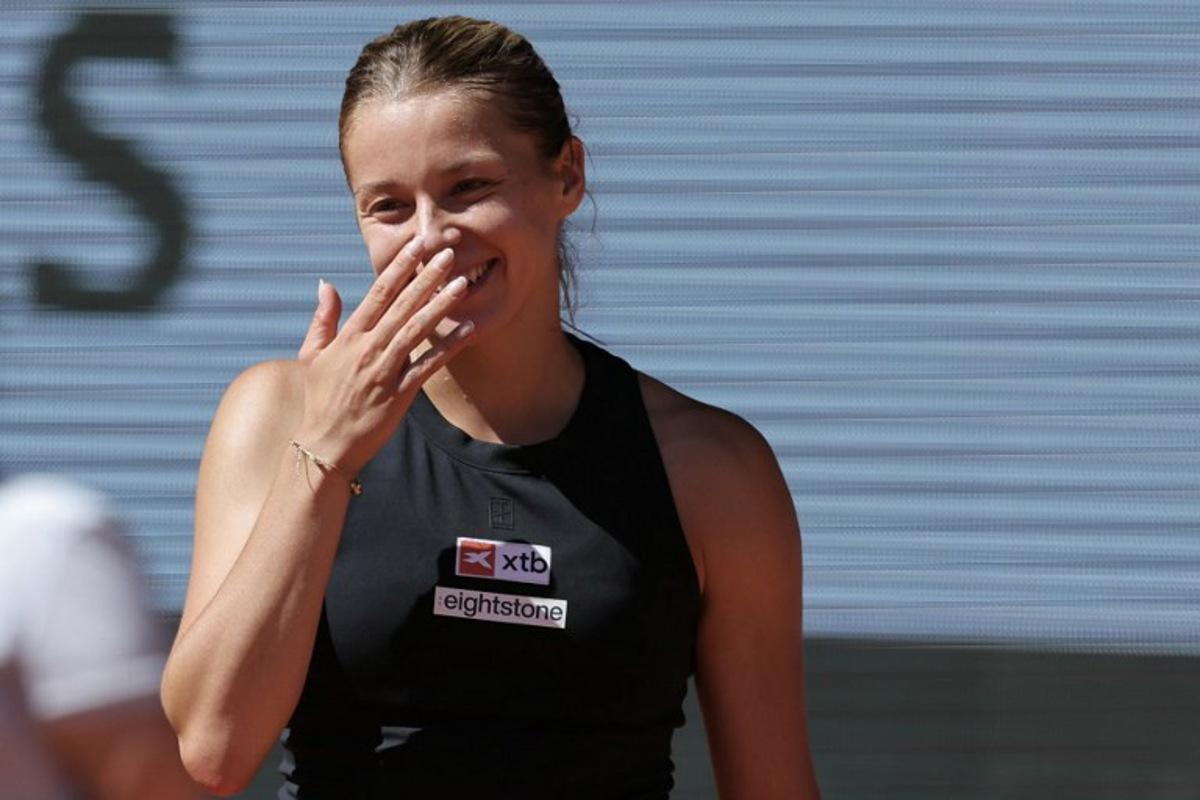 Poland's Maja Chwalinska celebrates after winning against France's Diane Parry at the end of their women's singles match on day 9 of the French Open tennis tournament on Court Philippe-Chatrier at the Roland-Garros Complex in Paris on June 1, 2026. Thomas SAMSON / AFP