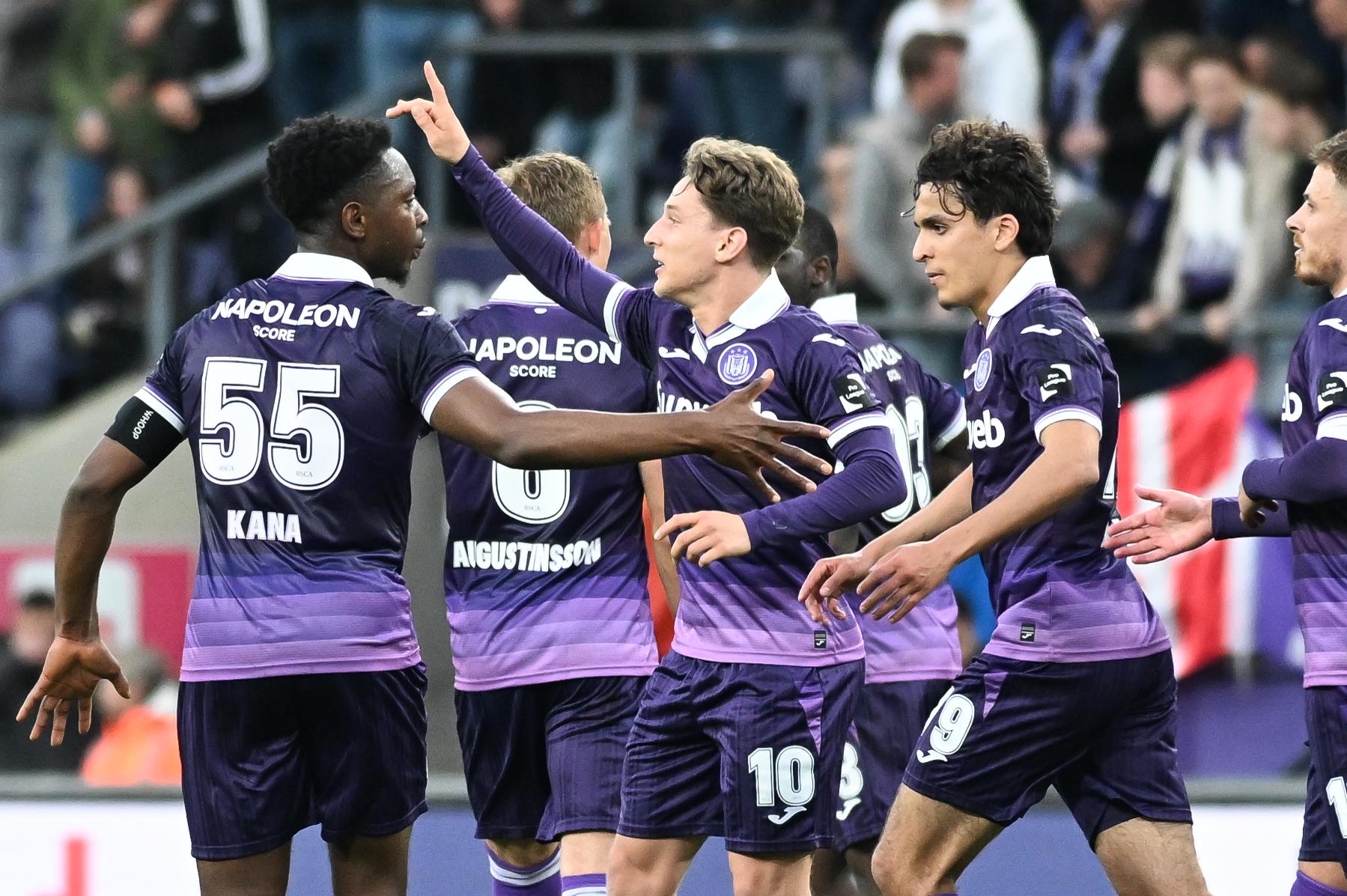 Anderlecht's Yari Verschaeren celebrates after scoring during a soccer match between RSCA Anderlecht and KAA Gent, Sunday 12 April 2026 in Gent, on the second day of the Champion's Play-off (PO1) of the 2025-2026 'Jupiler Pro League' first division of the Belgian championship. BELGA PHOTO JILL DELSAUX