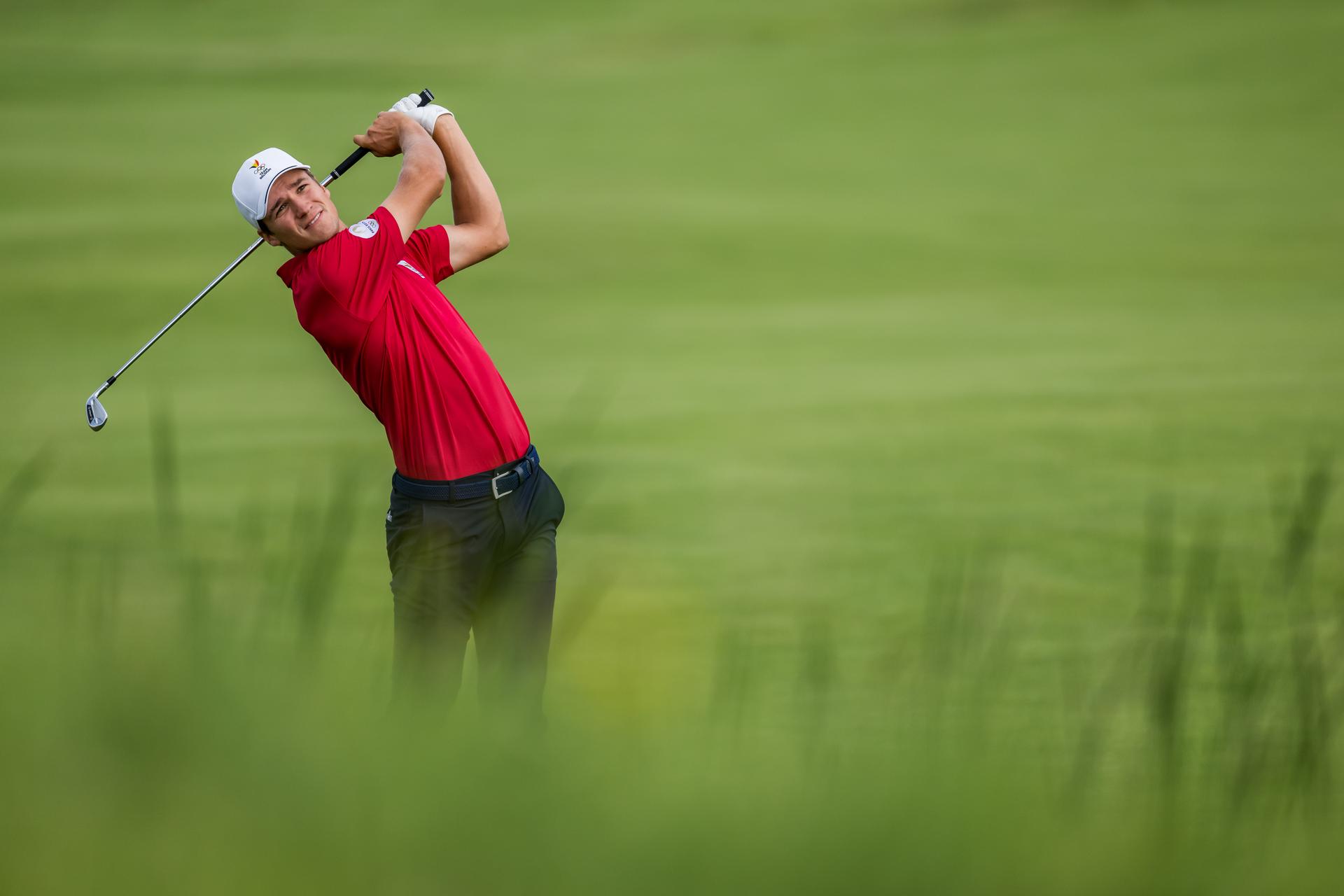 240804 Adrien Dumont de Chassart of Belgium during the final round of the men's individual stroke play golf during day 9 of the Paris 2024 Olympic Games on August 4, 2024 in Paris. Photo: Petter Arvidson / BILDBYRÅN / kod PA / PA0861 golf olympic games olympics os ol olympiska spel olympiske leker paris 2024 paris-os paris-ol bbeng sweden sverige grappa33 BELGIUM ONLY