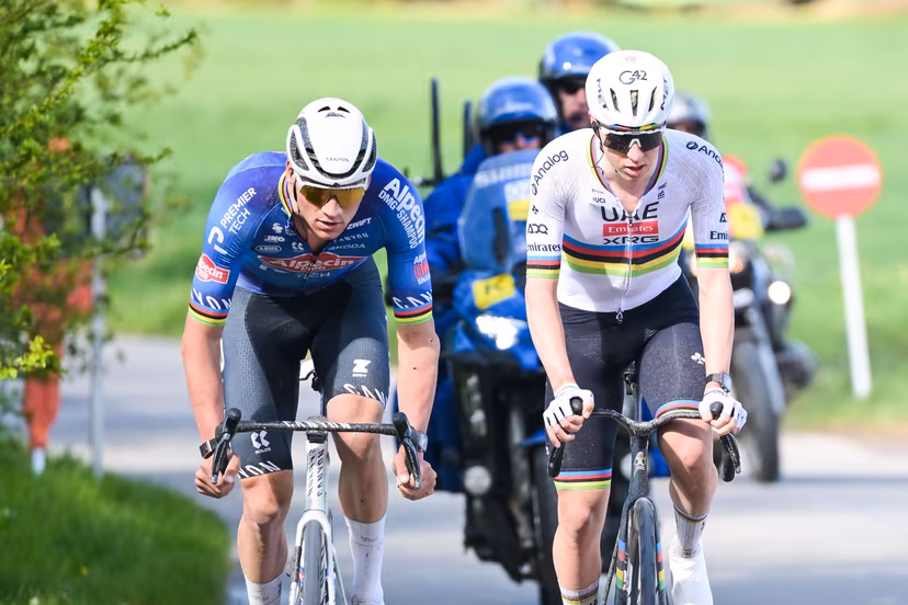 Dutch Mathieu van der Poel of Alpecin-Premier Tech and Slovenian Tadej Pogacar of UAE Team Emirates pictured in action during the men's race of the 'Ronde van Vlaanderen/ Tour des Flandres/ Tour of Flanders' UCI WorldTour one day cycling race, 278 km from Antwerp to Oudenaarde, Sunday 05 April 2026. BELGA PHOTO DAVID PINTENS