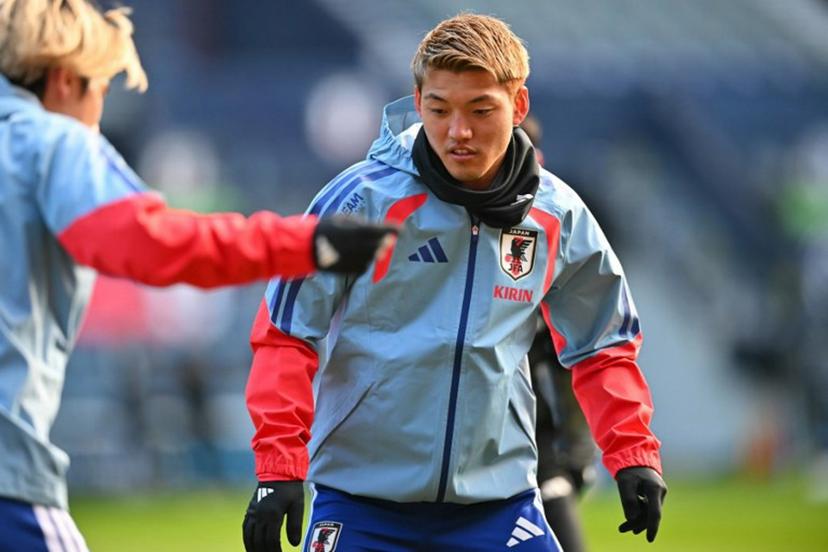 Japan's Wataru Endo takes part in a team training session at Hampden Park, in Glasgow, on March 27, 2026, on the eve of their international friendly football match against Scotland. ANDY BUCHANAN / AFP