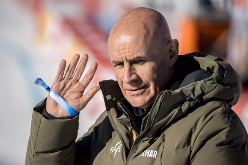 FIS President Johan Eliasch waves at the end of the FIS Alpine Ski World Cup 2025-2026, in St Moritz, south-eastern Switzerland on December 13, 2025. Fabrice COFFRINI / AFP