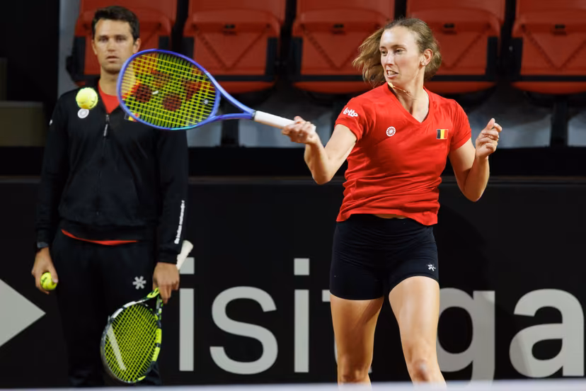 Belgian Elise Mertens pictured in action during a training session of Belgian team ahead of the meeting between Belgium and USA, in the qualifiers of the Billie Jean King Cup tennis, in Oostende, Belgium, on Tuesday 07 April 2026. The game will be played on 10 and 11th April. PHOTO KURT DESPLENTER
