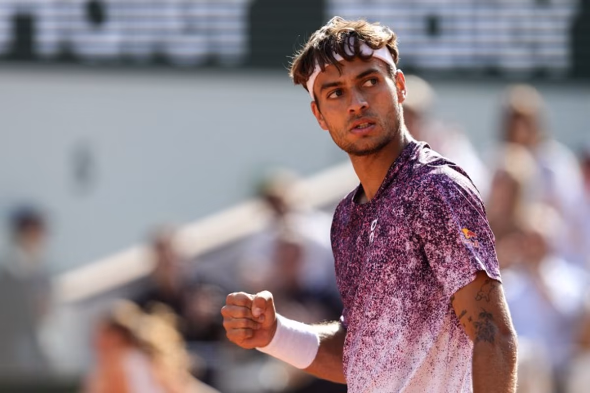 Italy's Flavio Cobolli reacts after a point as he plays against during his men's final singles match against Germany's Alexander Zverev on day 15 of the French Open tennis tournament on Court Philippe-Chatrier at the Roland-Garros Complex in Paris on June 7, 2026. Dimitar DILKOFF / AFP