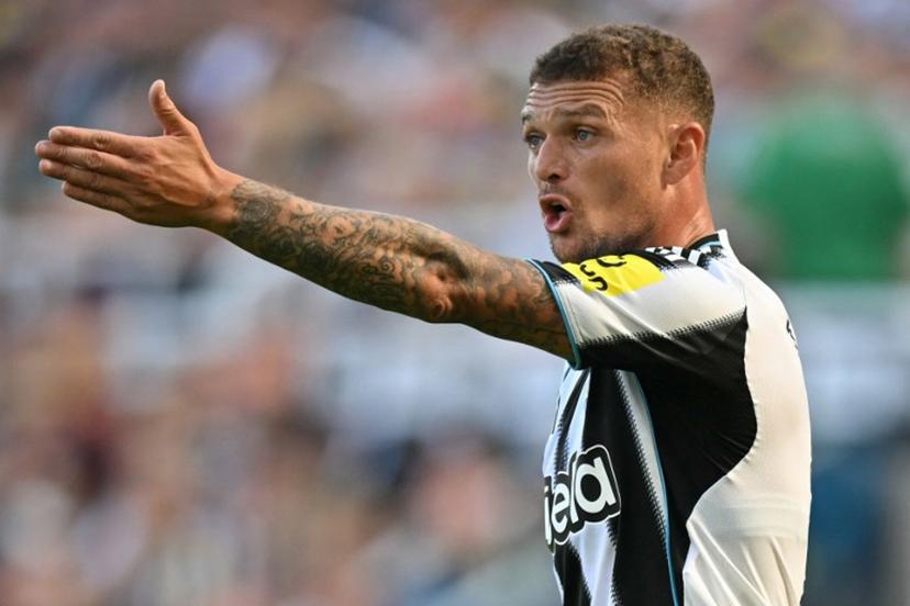 Newcastle United's English defender #02 Kieran Trippier gestures during the pre-season friendly football match between Newcastle United and Atletico Madrid at St James' Park in Newcastle-upon-Tyne, north east England on August 9, 2025. ANDY BUCHANAN / AFP